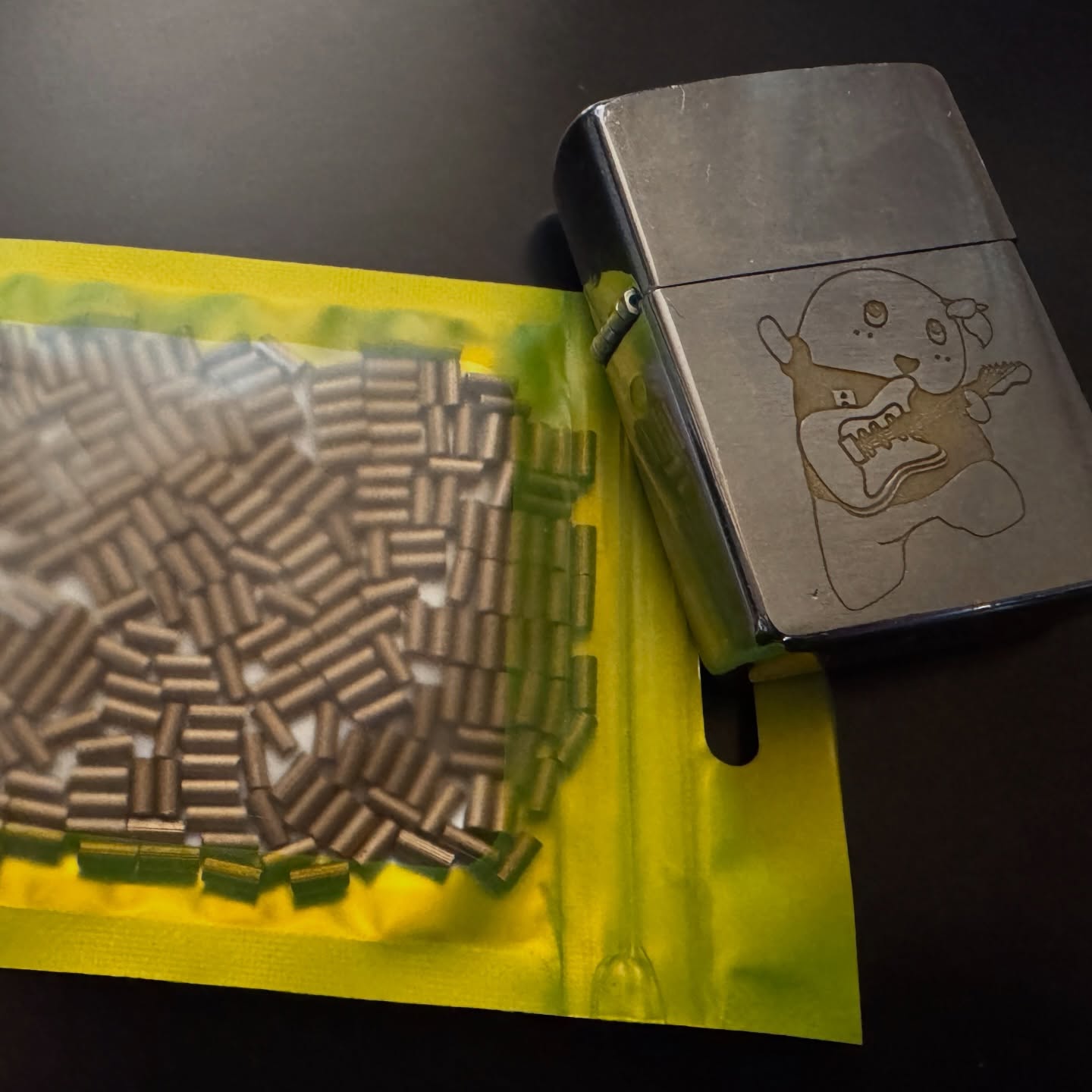 純正6個入りより安価な250個入りが届いた。二人で使っても当分間に合うま、石だし で、買ってみた。